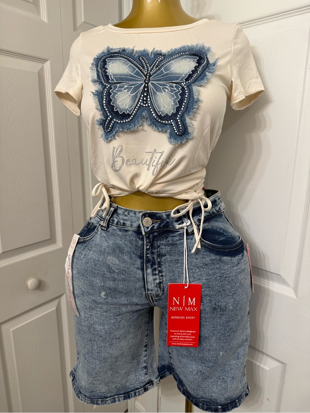 2 pcs women’s summer set butterfly Ruched Top & New Max Bermuda Shorts size M/10